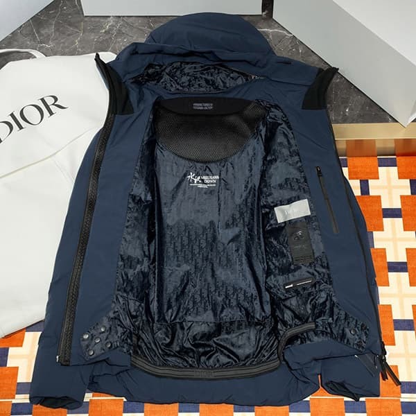 大人気！ディオール Descente&Peter Doig n級品 パファージャケット des70611